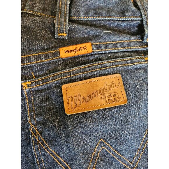 Wrangler Flame Resistant Darkwash Wotk Jeans Cat2 NWOT - Picture 7 of 9